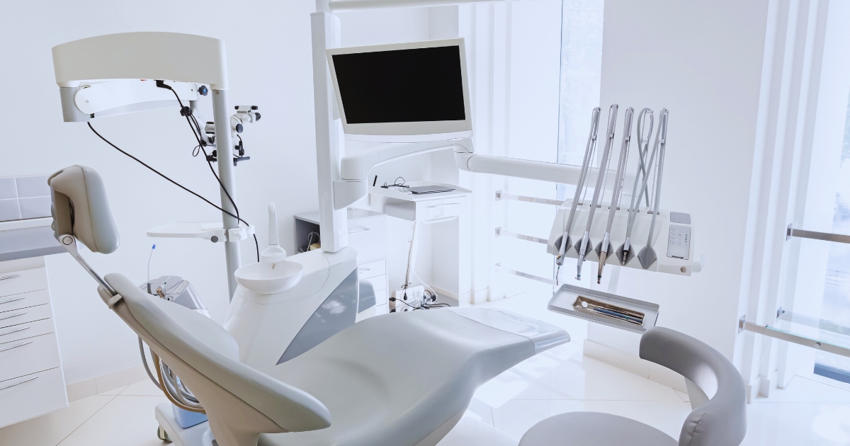 Merancang dan Melengkapi Klinik Gigi Anda Merancang dan Melengkapi Klinik Gigi Anda